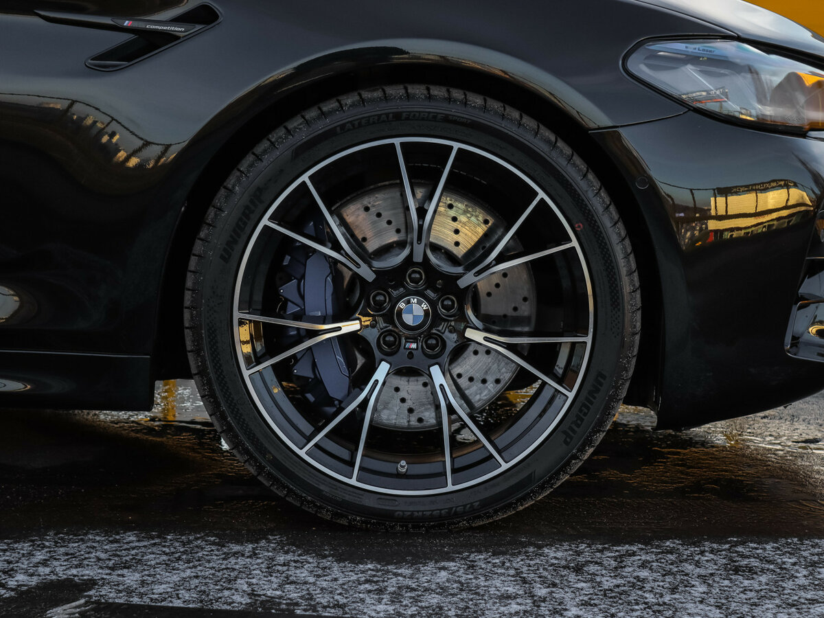 BMW M5 2021 года с пробегом. Фото: #12