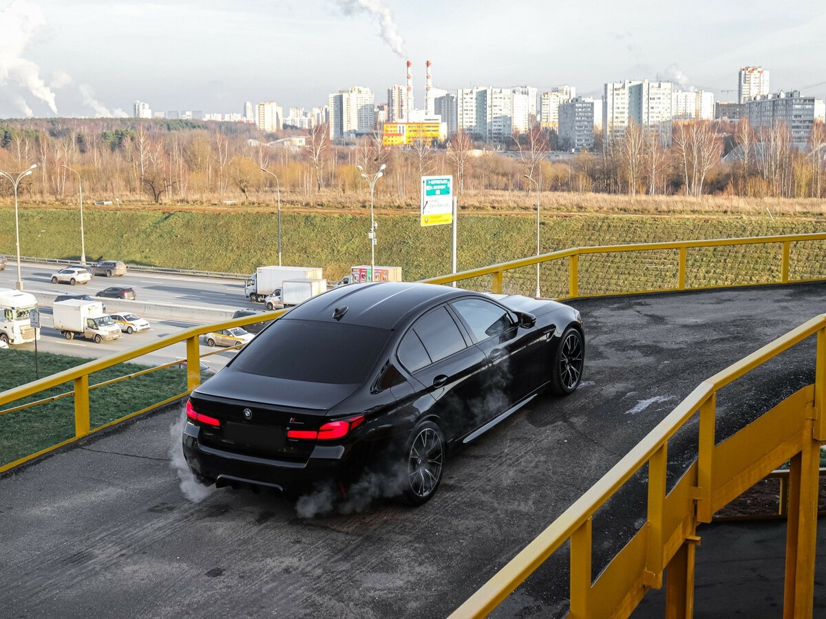 BMW M5 2021 года с пробегом. Фото: #13