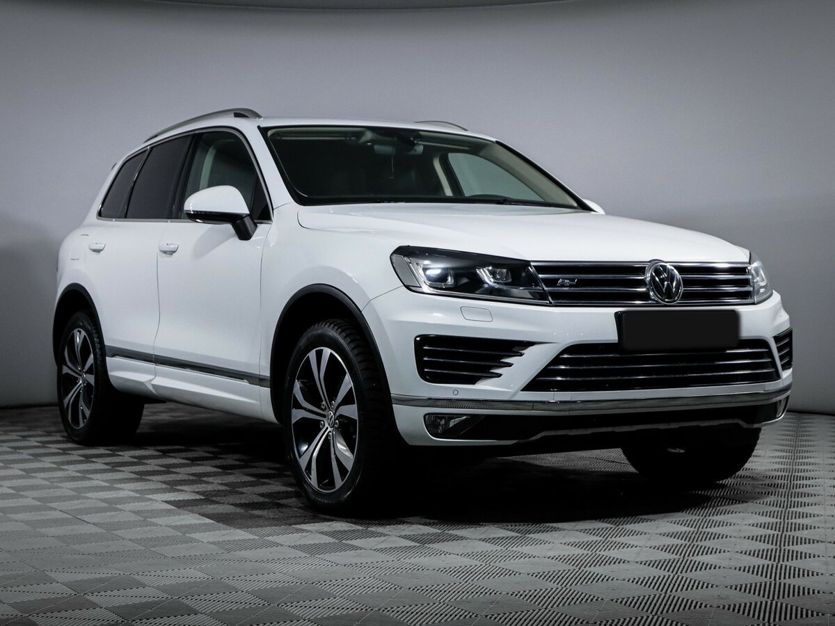 Volkswagen Touareg 2016 года с пробегом. Фото: #2