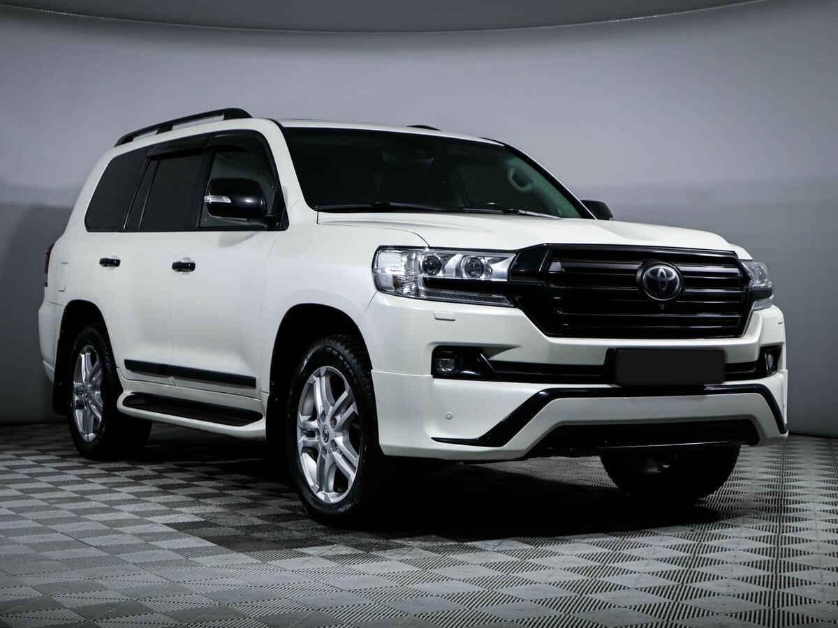 Toyota Land Cruiser 2018 года с пробегом. Фото: #2