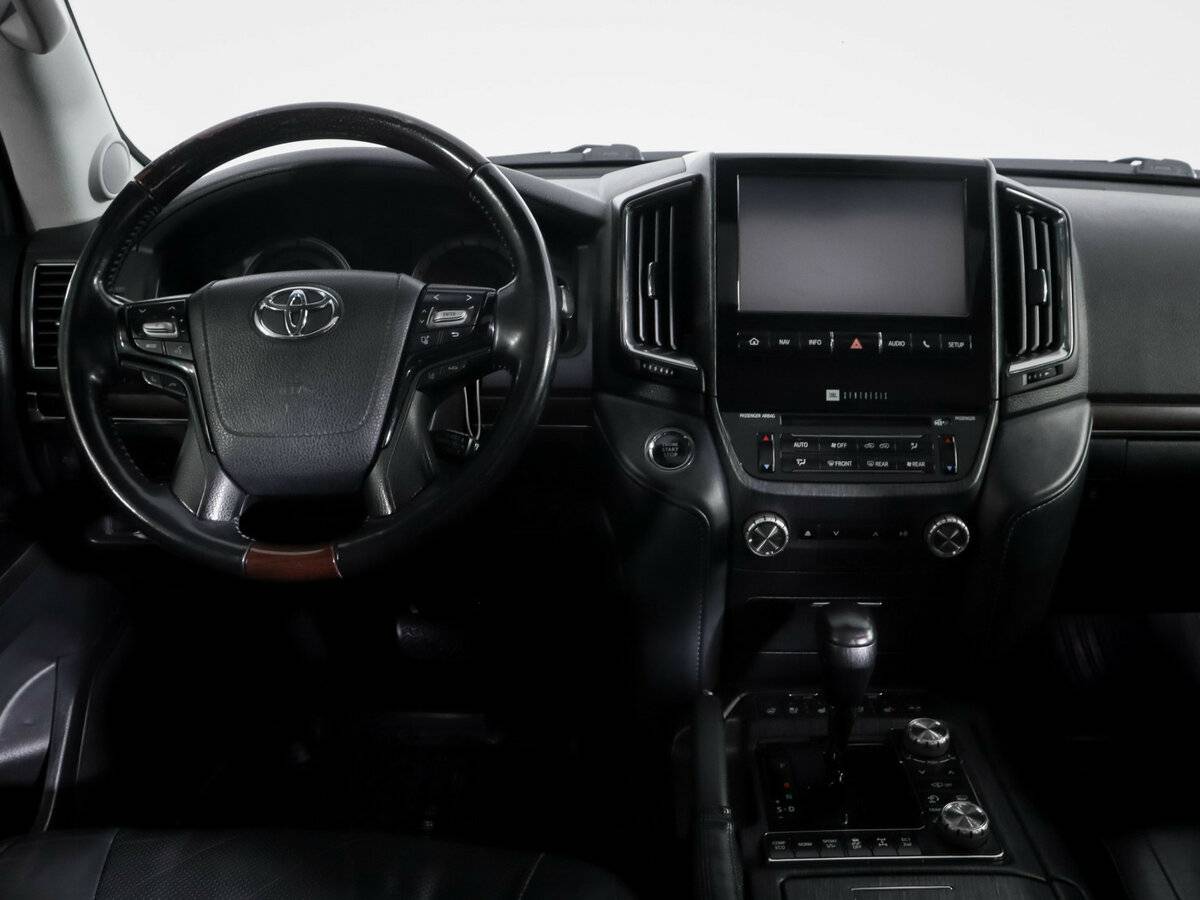 Toyota Land Cruiser 2018 года с пробегом. Фото: #11
