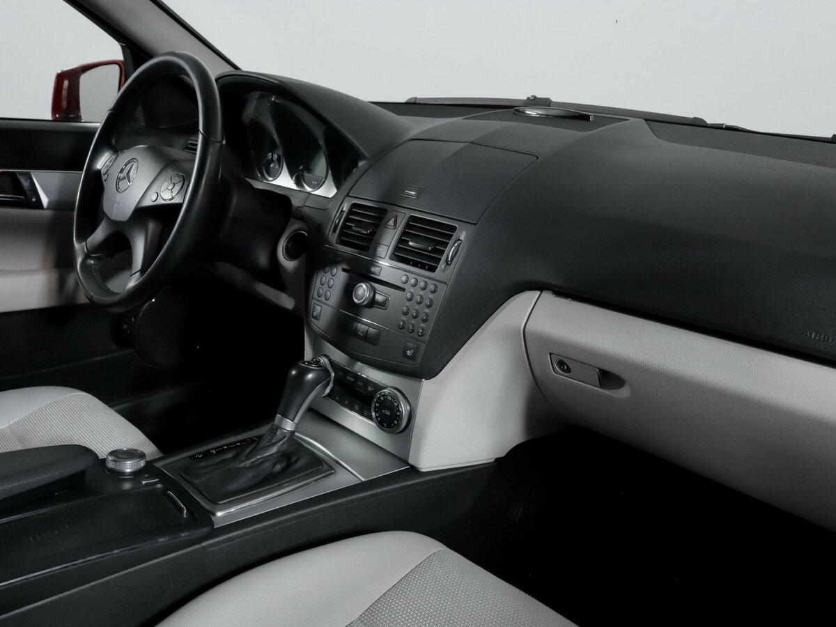 Mercedes-Benz C-Класс 2009 года с пробегом. Фото: #6