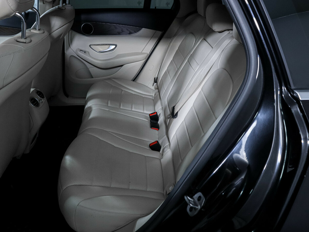 Mercedes-Benz GLC 2021 года с пробегом. Фото: #7