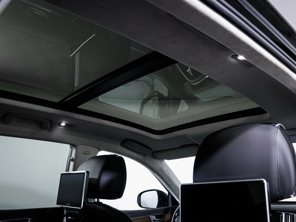 Hongqi HS7 2023 года с пробегом. Фото: #15