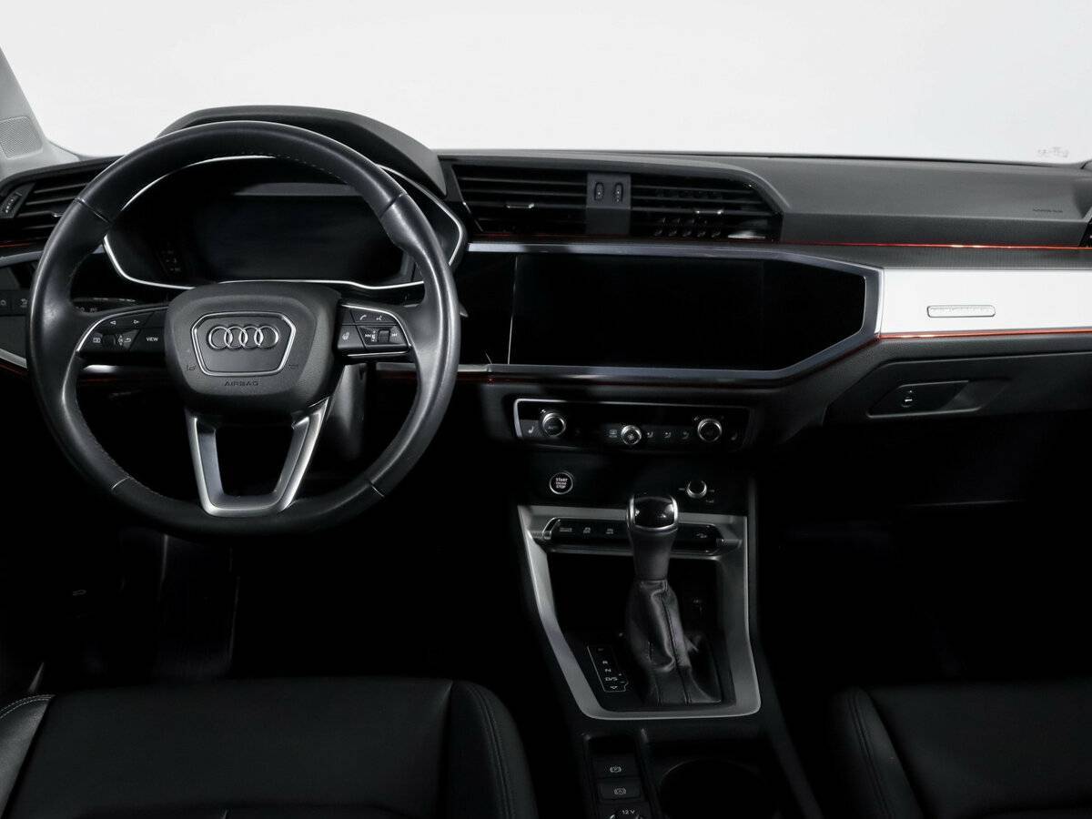 Audi Q3 2021 года с пробегом. Фото: #11