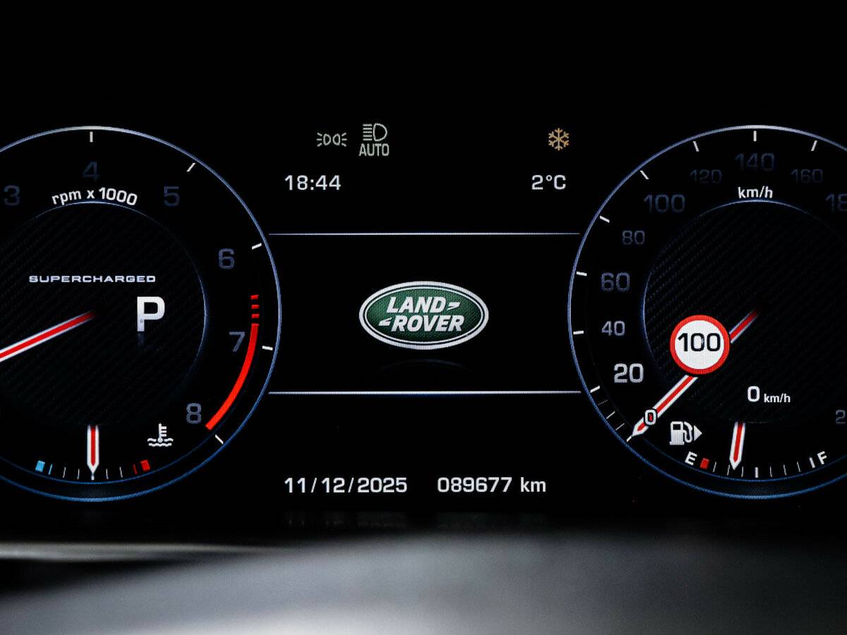 Land Rover Range Rover 2015 года с пробегом. Фото: #10