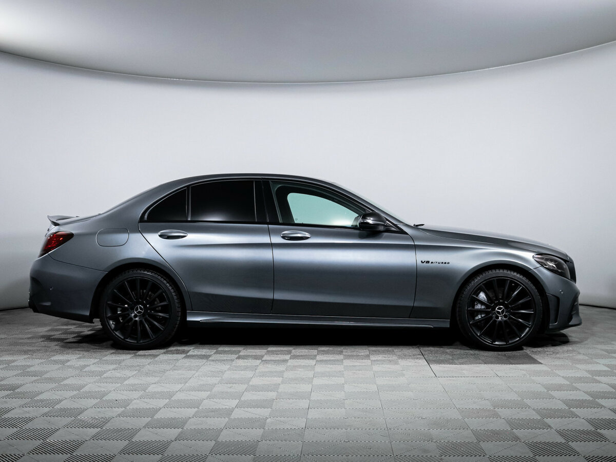 Mercedes-Benz C-Класс AMG 2019 года с пробегом. Фото: #3
