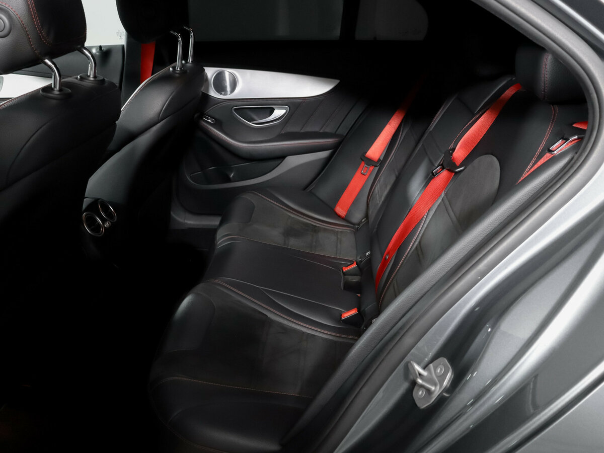 Mercedes-Benz C-Класс AMG 2019 года с пробегом. Фото: #9