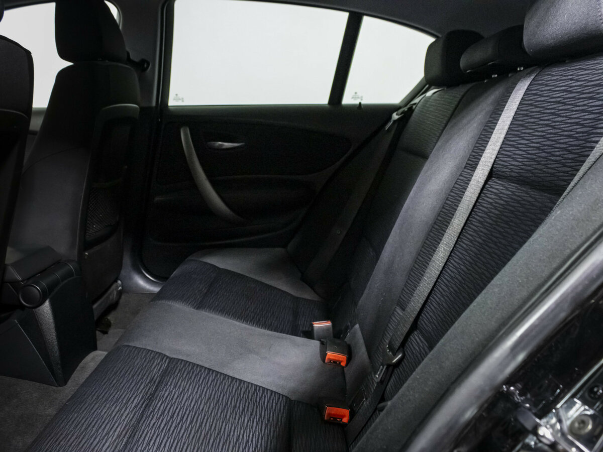 BMW 1 серии 2008 года с пробегом. Фото: #12