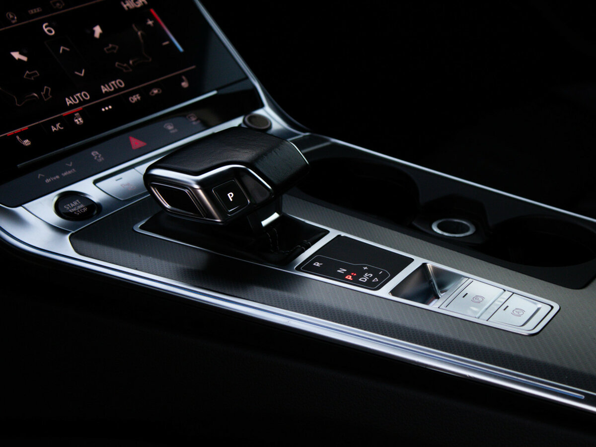 Audi A6 2021 года с пробегом. Фото: #21