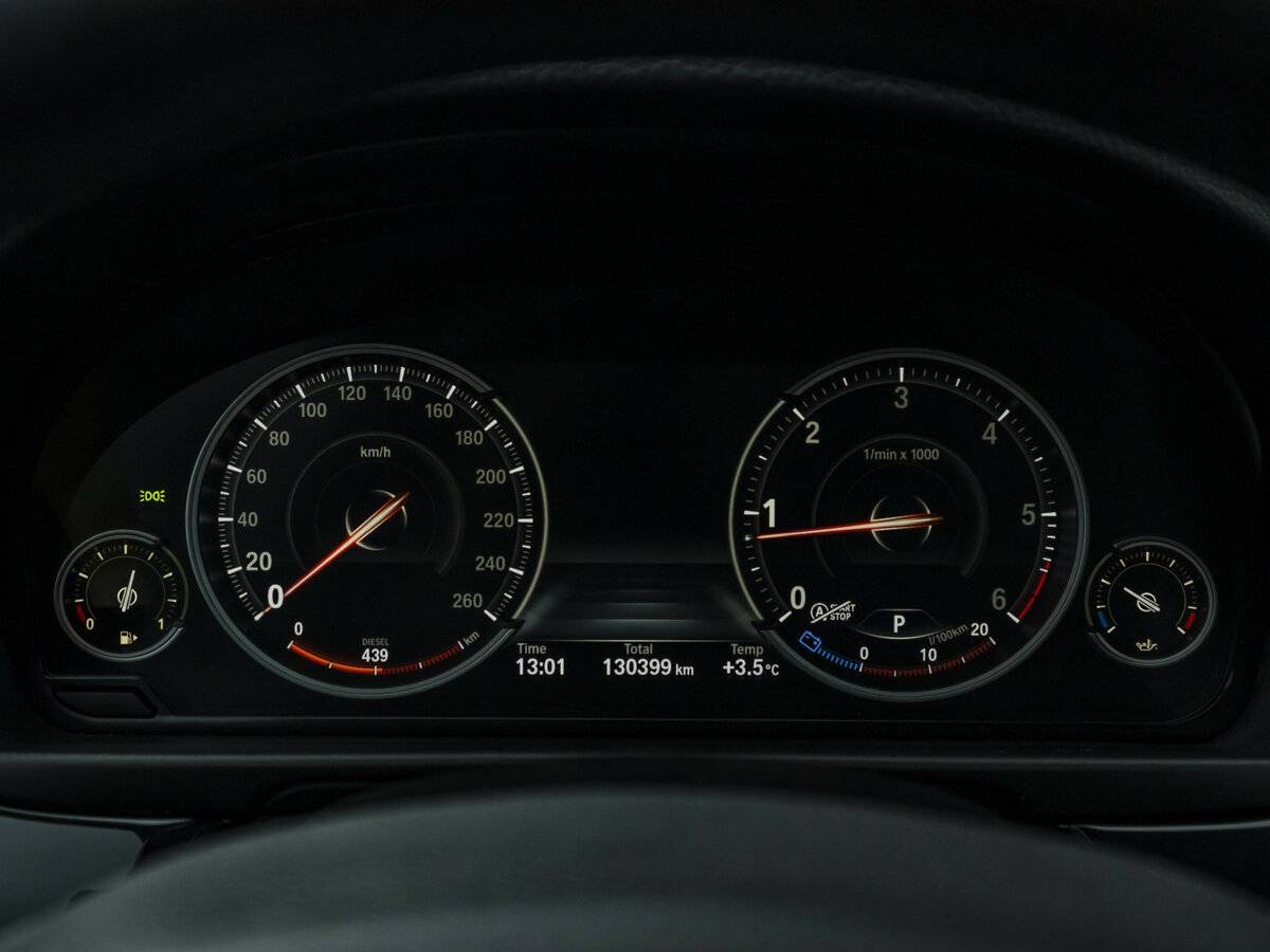 BMW 5 серии 2015 года с пробегом. Фото: #11