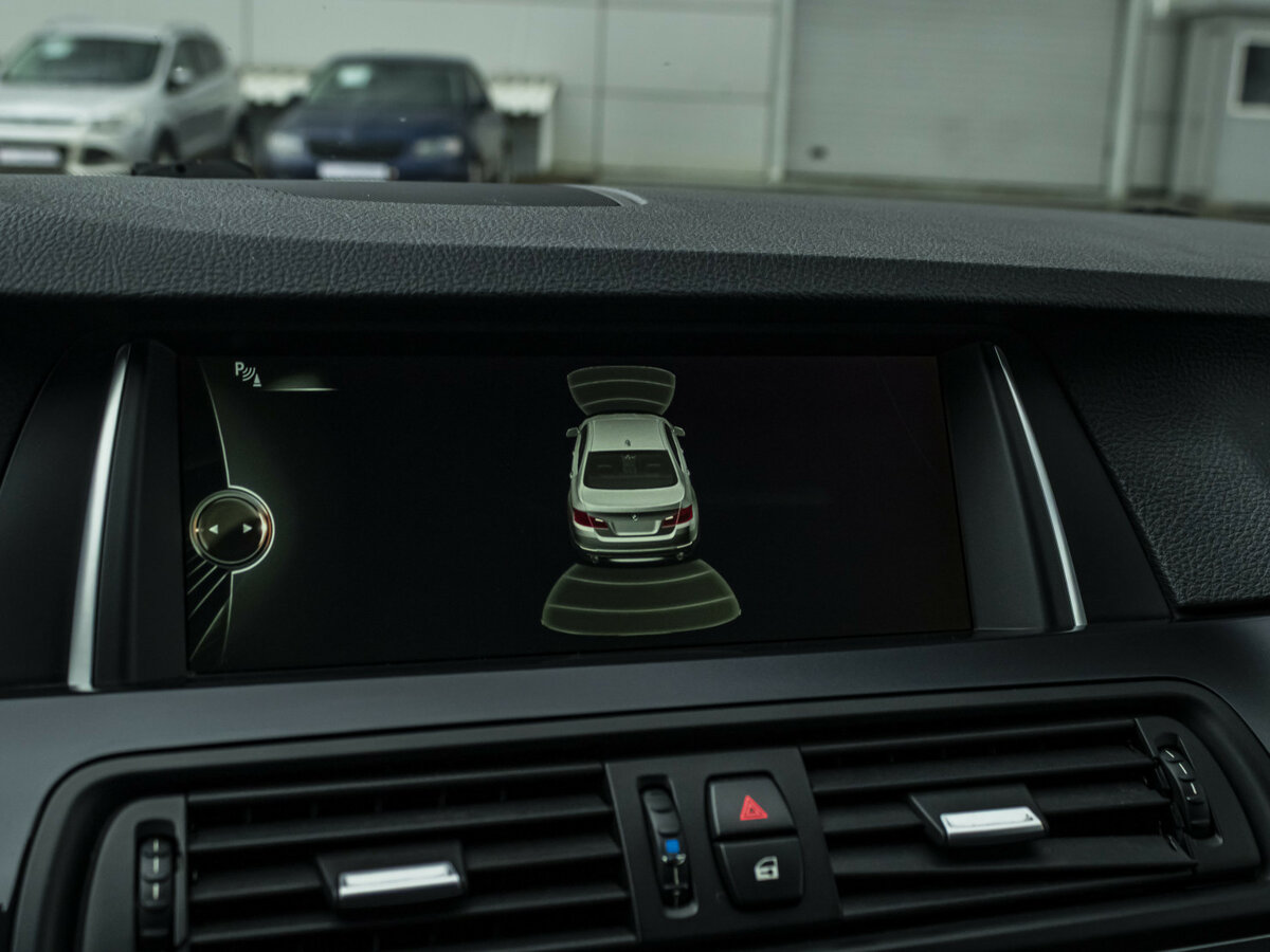 BMW 5 серии 2015 года с пробегом. Фото: #14