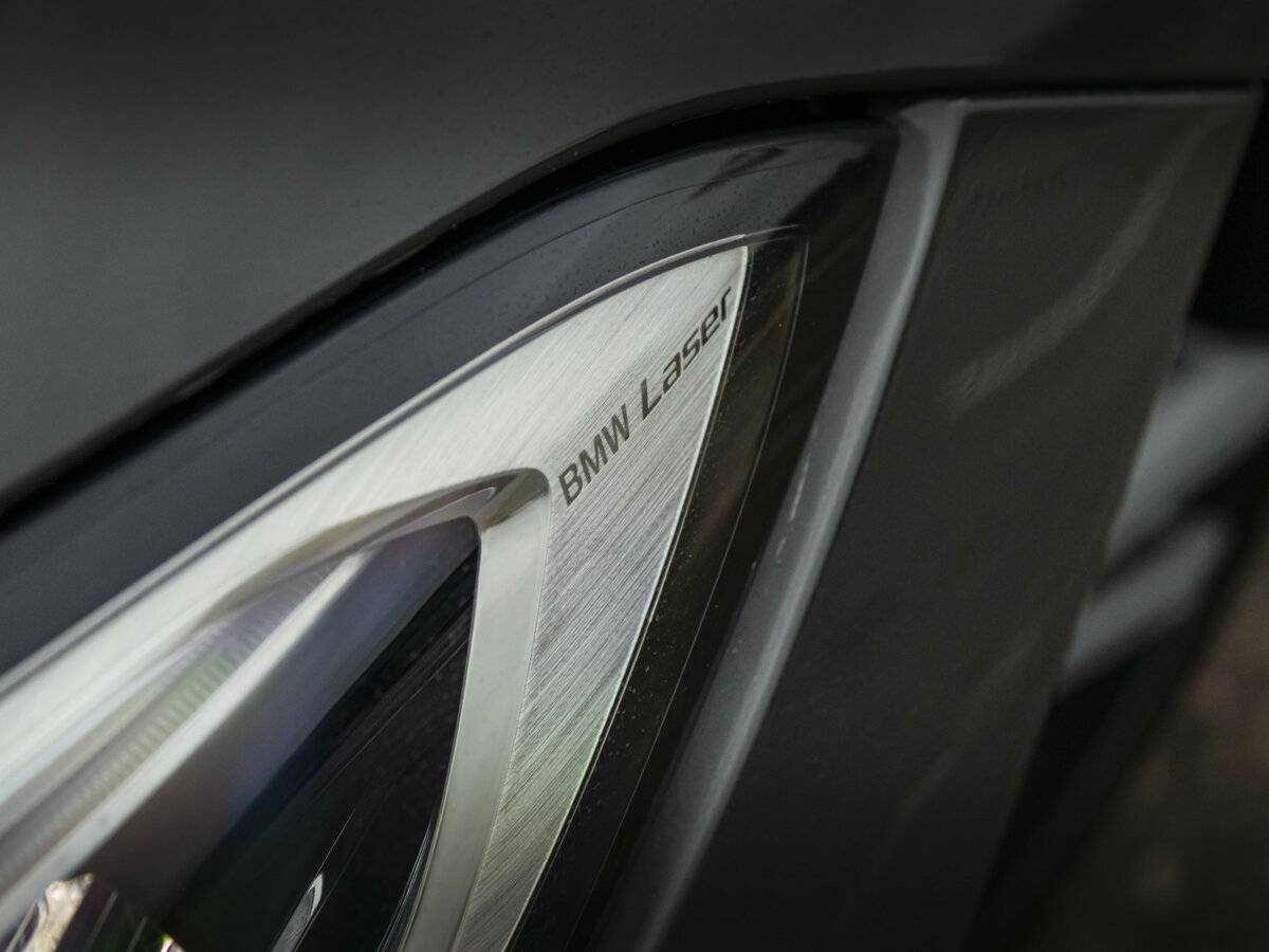 BMW 3 серии 2019 года с пробегом. Фото: #1