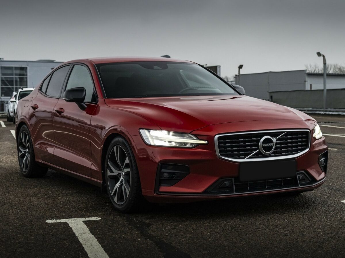 Volvo S60 2019 года с пробегом. Фото: #3