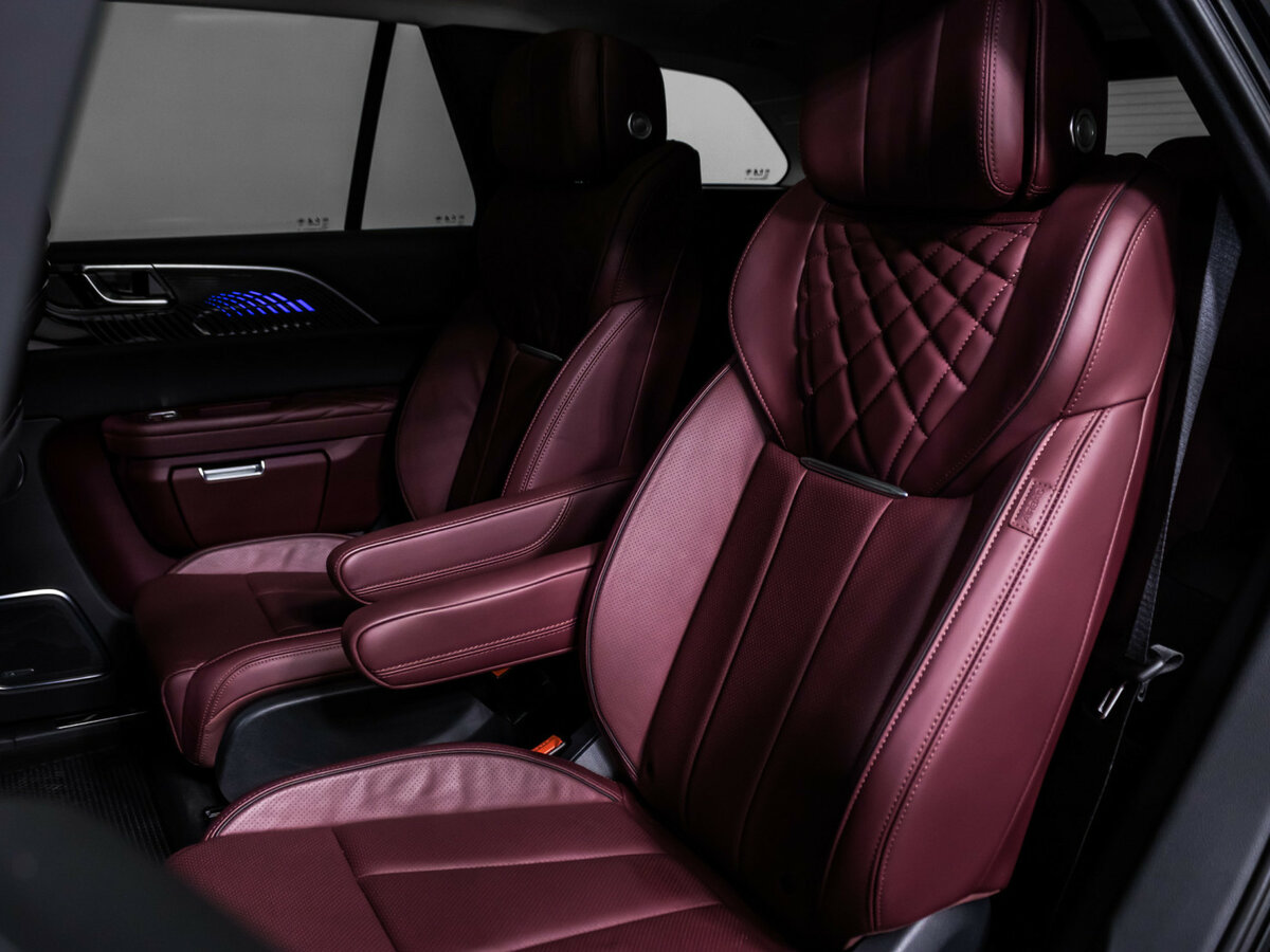 Hongqi E-HS9 2021 года с пробегом. Фото: #12