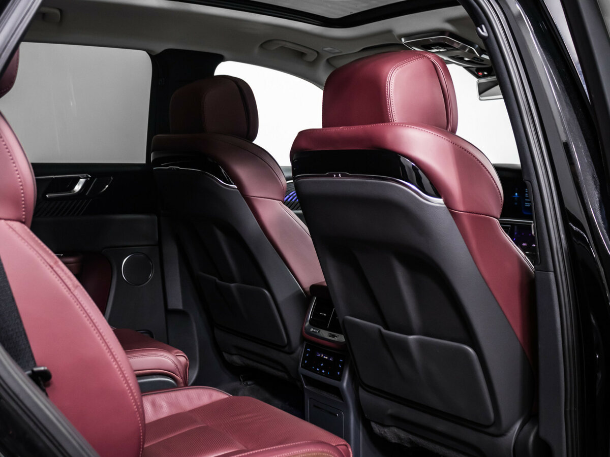 Hongqi E-HS9 2021 года с пробегом. Фото: #21