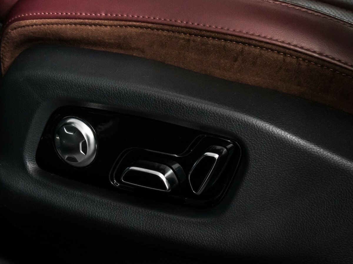 Hongqi E-HS9 2021 года с пробегом. Фото: #23