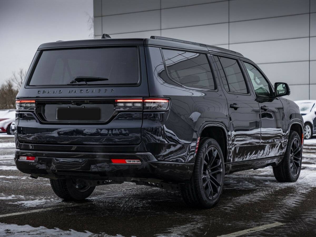 Jeep Wagoneer 2024 года с пробегом. Фото: #4