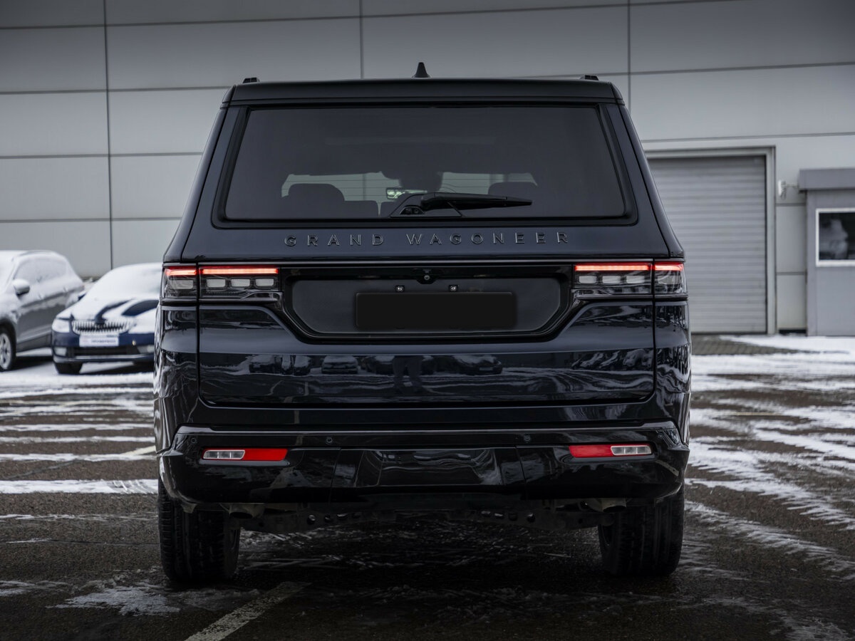 Jeep Wagoneer 2024 года с пробегом. Фото: #5