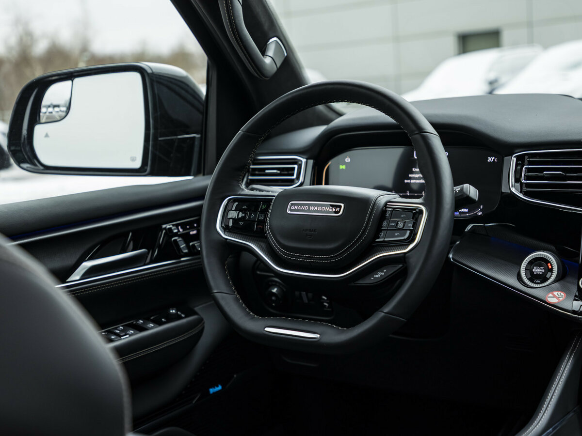 Jeep Wagoneer 2024 года с пробегом. Фото: #11