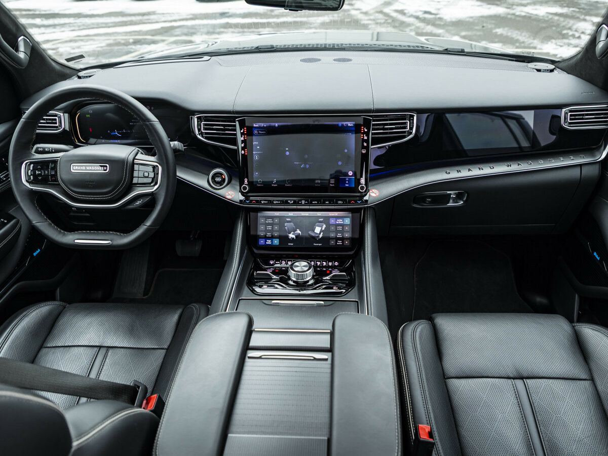 Jeep Wagoneer 2024 года с пробегом. Фото: #14