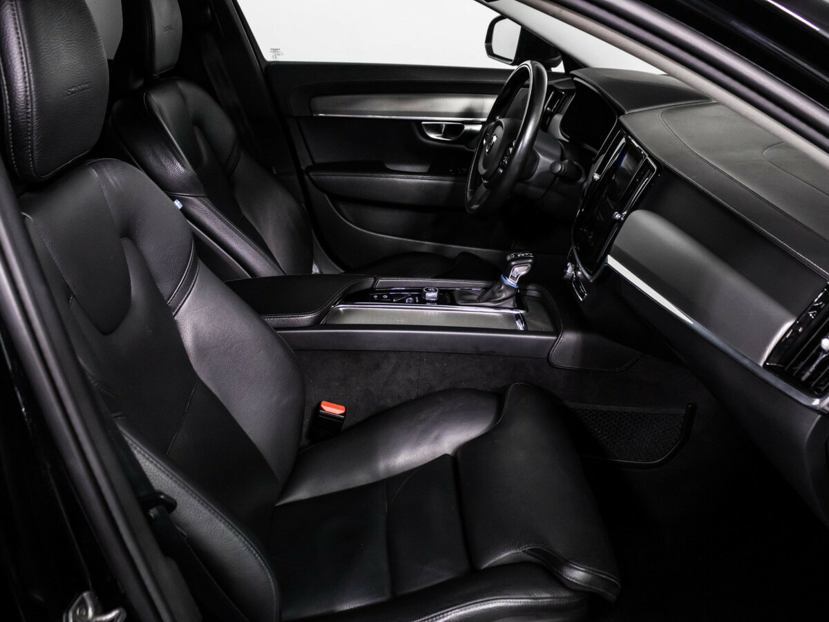 Volvo S90 2019 года с пробегом. Фото: #14