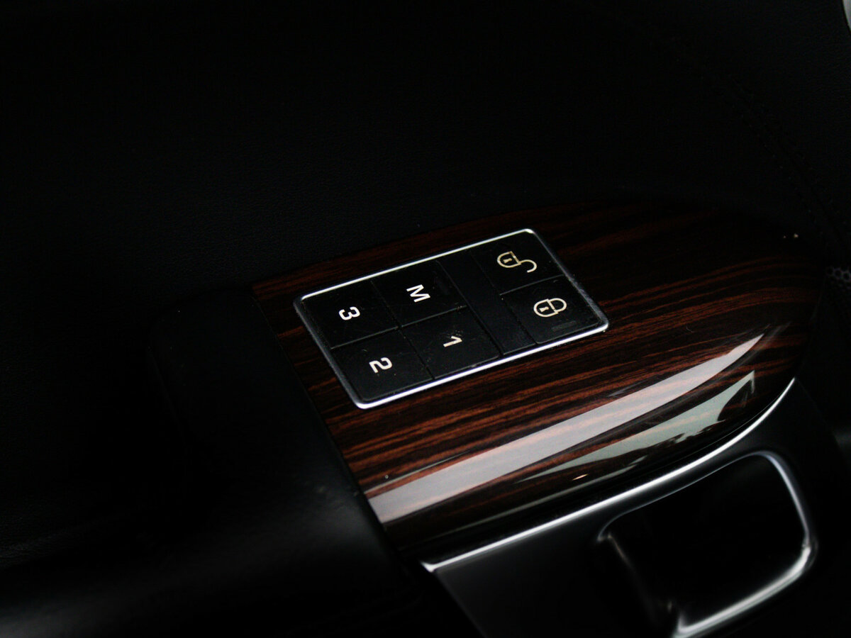 Land Rover Range Rover 2014 года с пробегом. Фото: #21