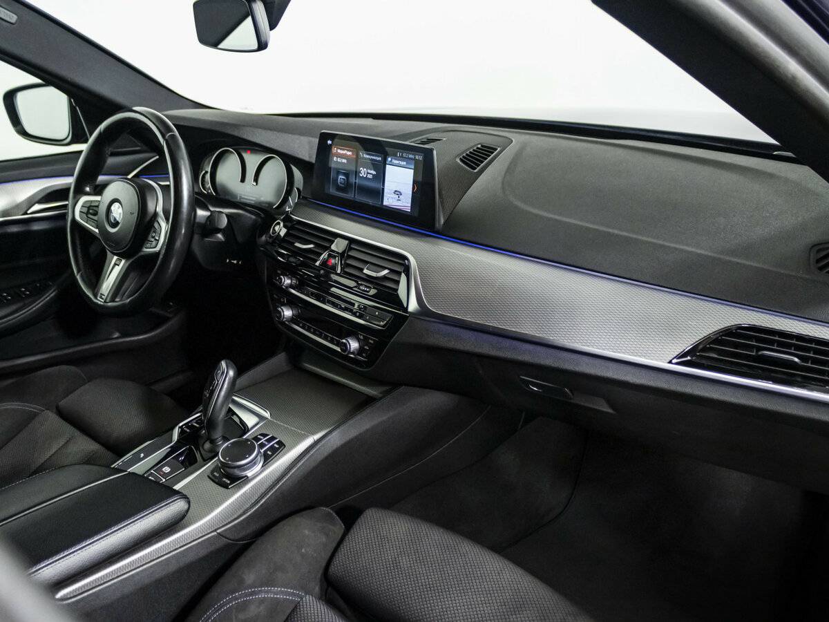 BMW 5 серии 2018 года с пробегом. Фото: #6