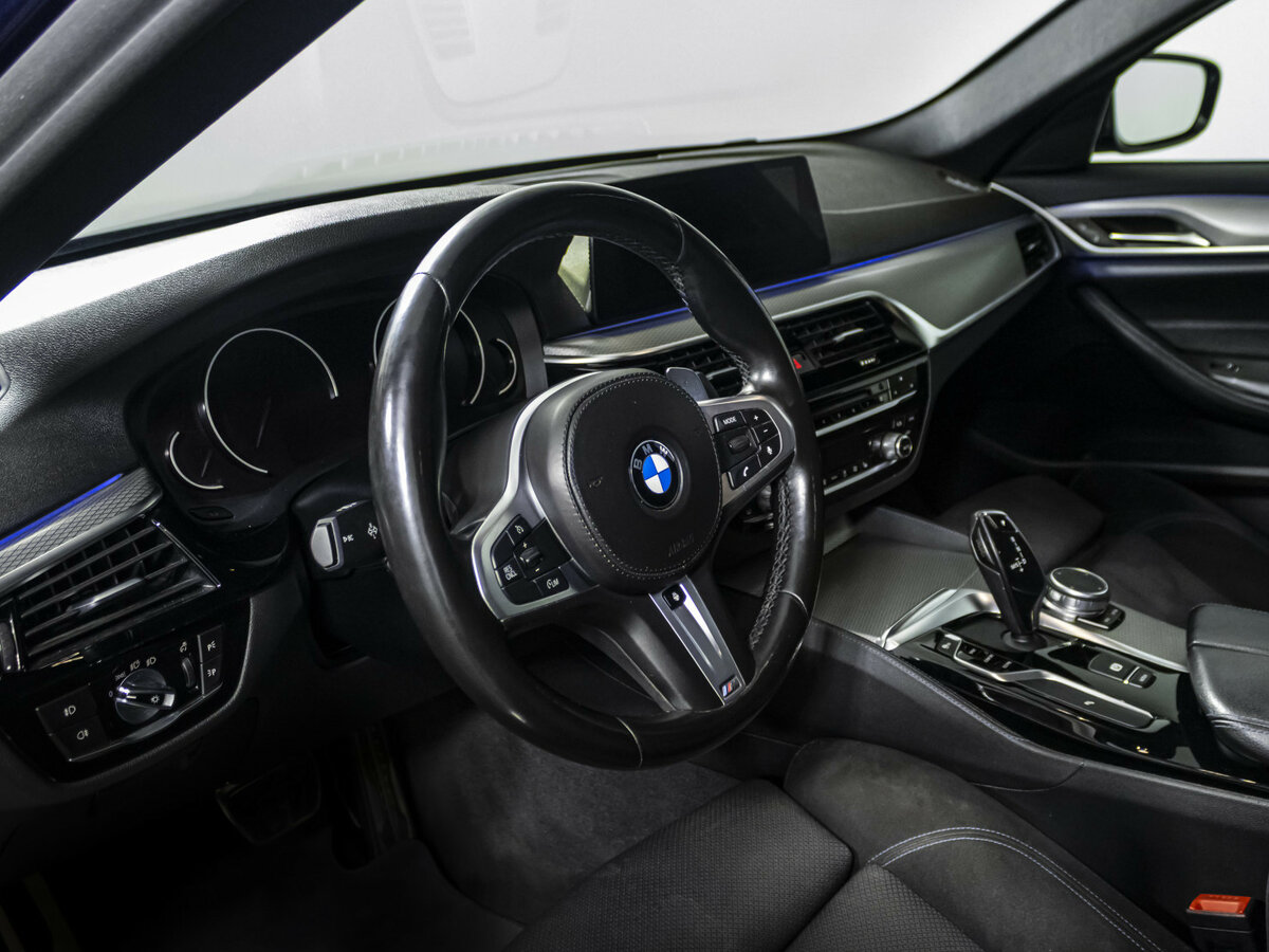 BMW 5 серии 2018 года с пробегом. Фото: #8