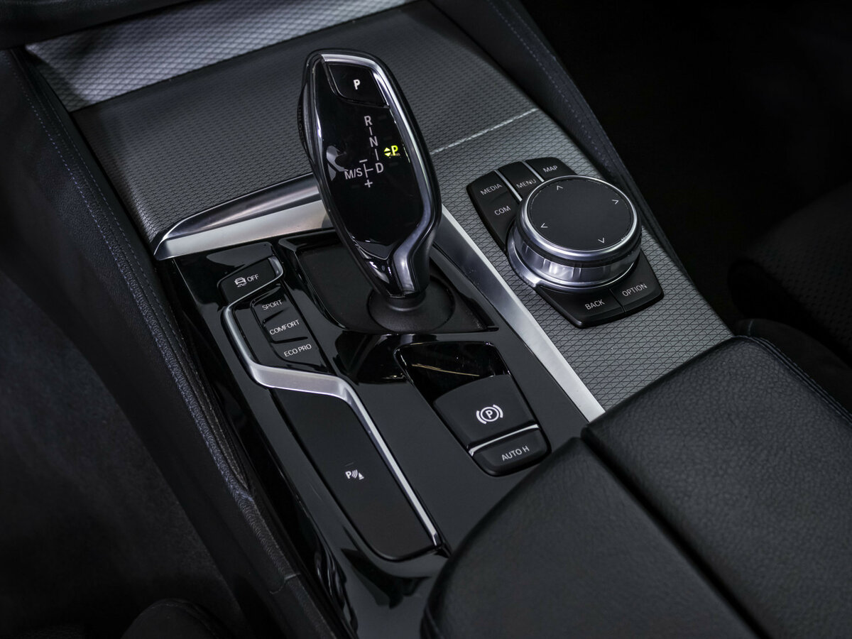 BMW 5 серии 2018 года с пробегом. Фото: #13