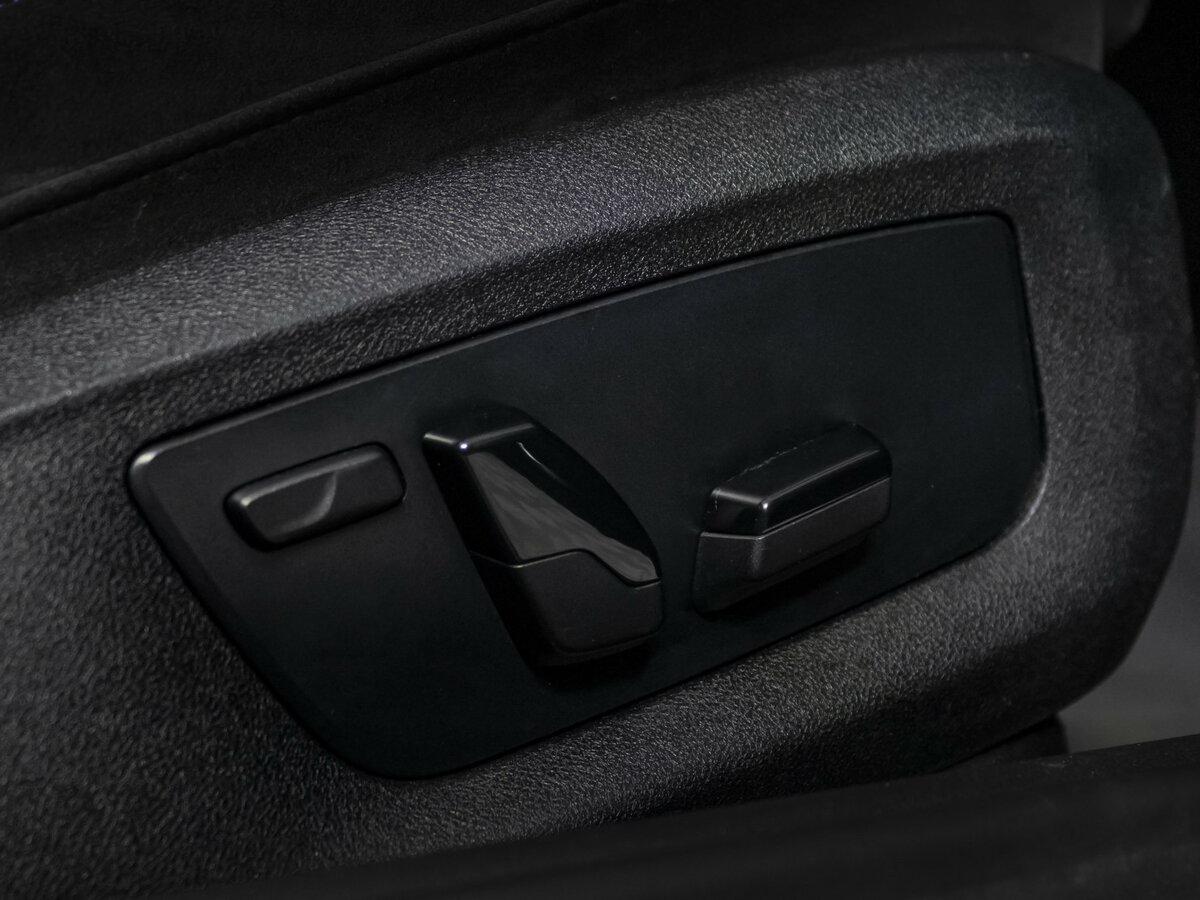 BMW 5 серии 2018 года с пробегом. Фото: #16