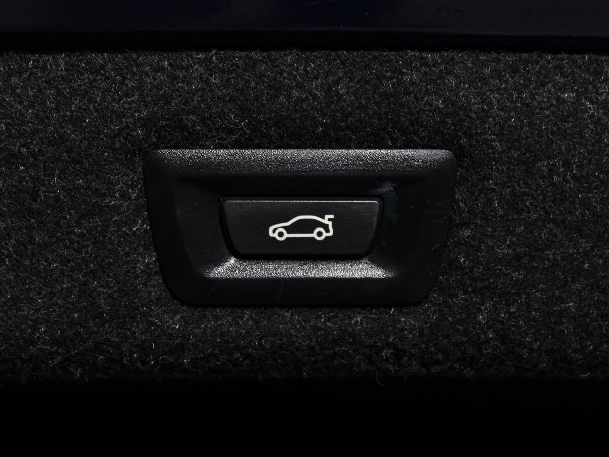 BMW 5 серии 2018 года с пробегом. Фото: #18