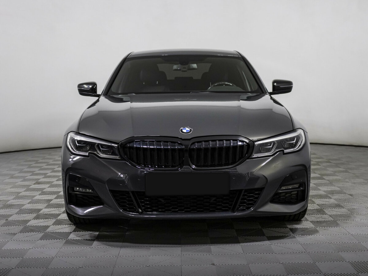 BMW 3 серии 2019 года с пробегом. Фото: #1
