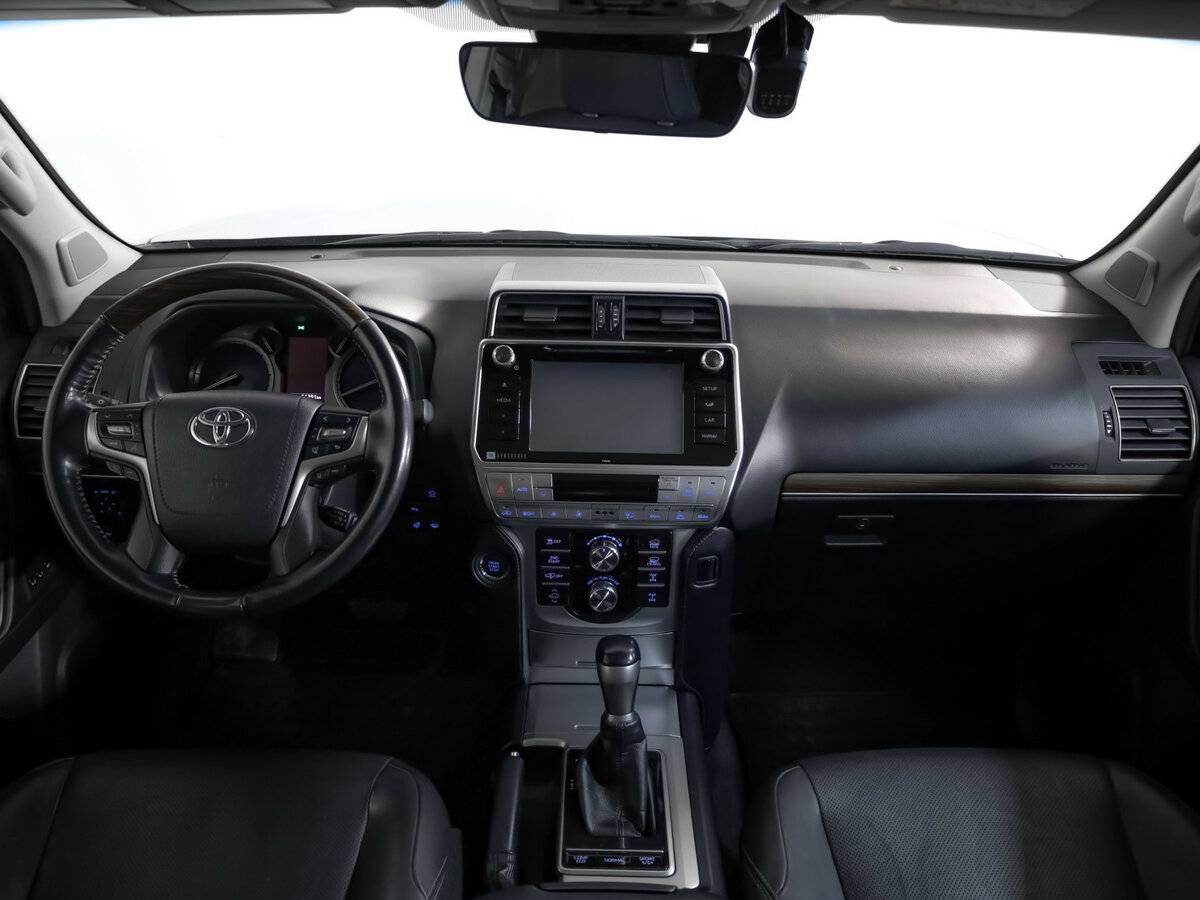 Toyota Land Cruiser Prado 2018 года с пробегом. Фото: #9