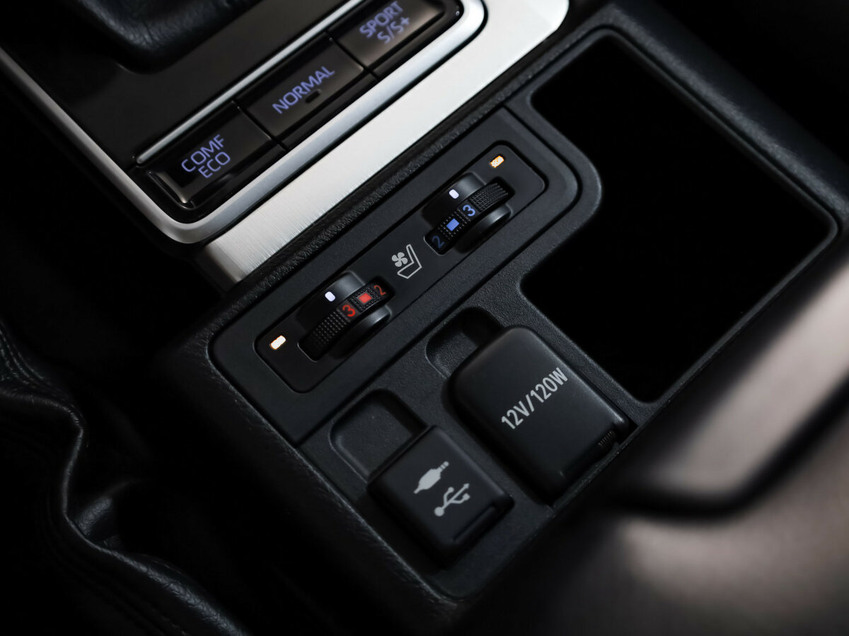 Toyota Land Cruiser Prado 2018 года с пробегом. Фото: #22