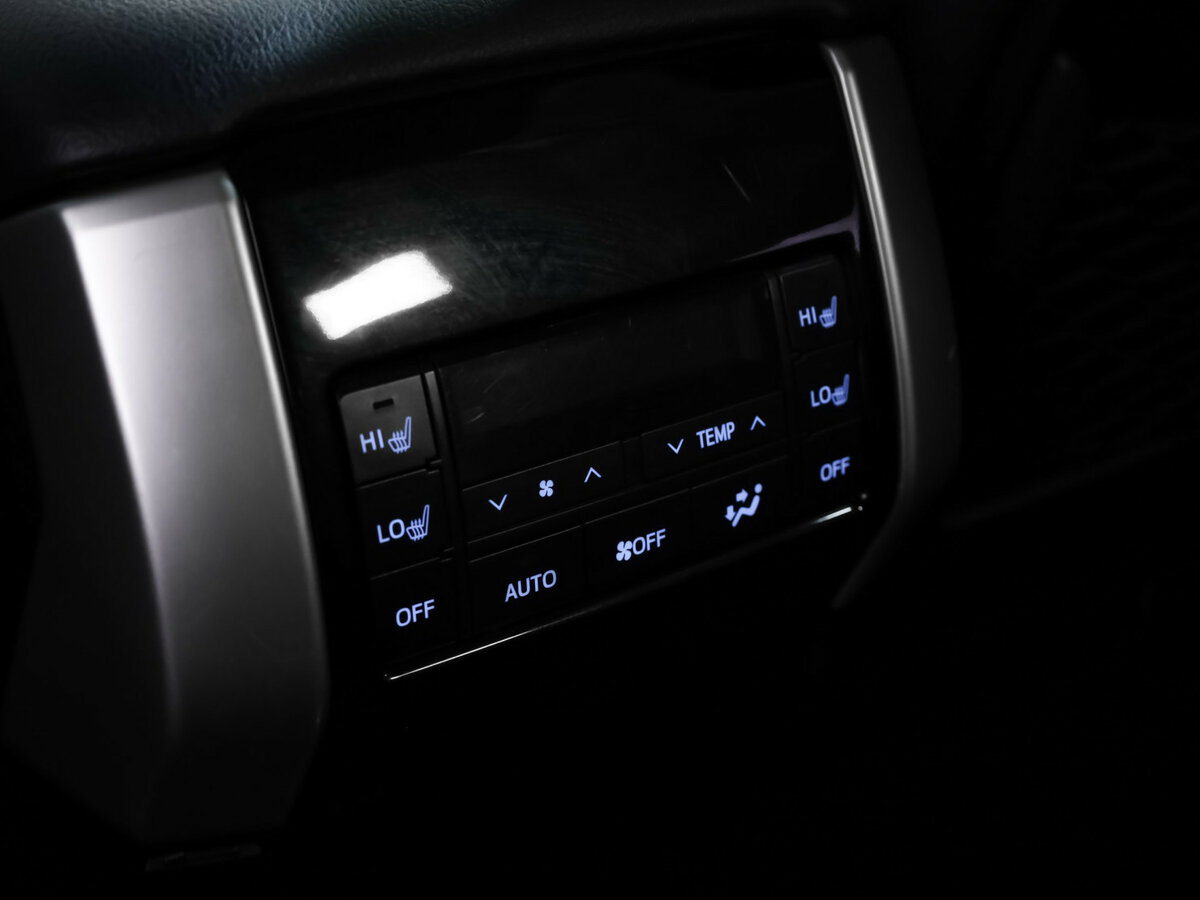 Toyota Land Cruiser Prado 2018 года с пробегом. Фото: #23