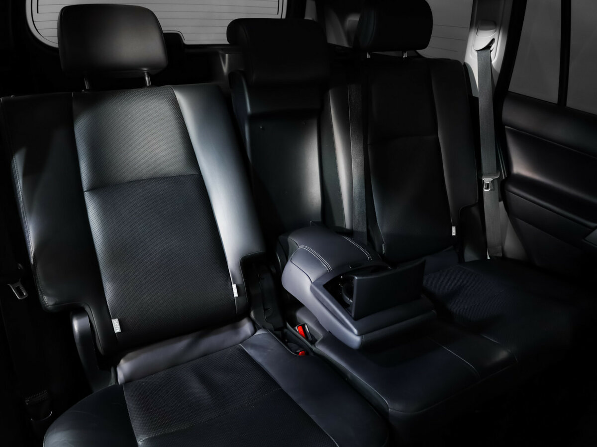 Toyota Land Cruiser Prado 2018 года с пробегом. Фото: #29