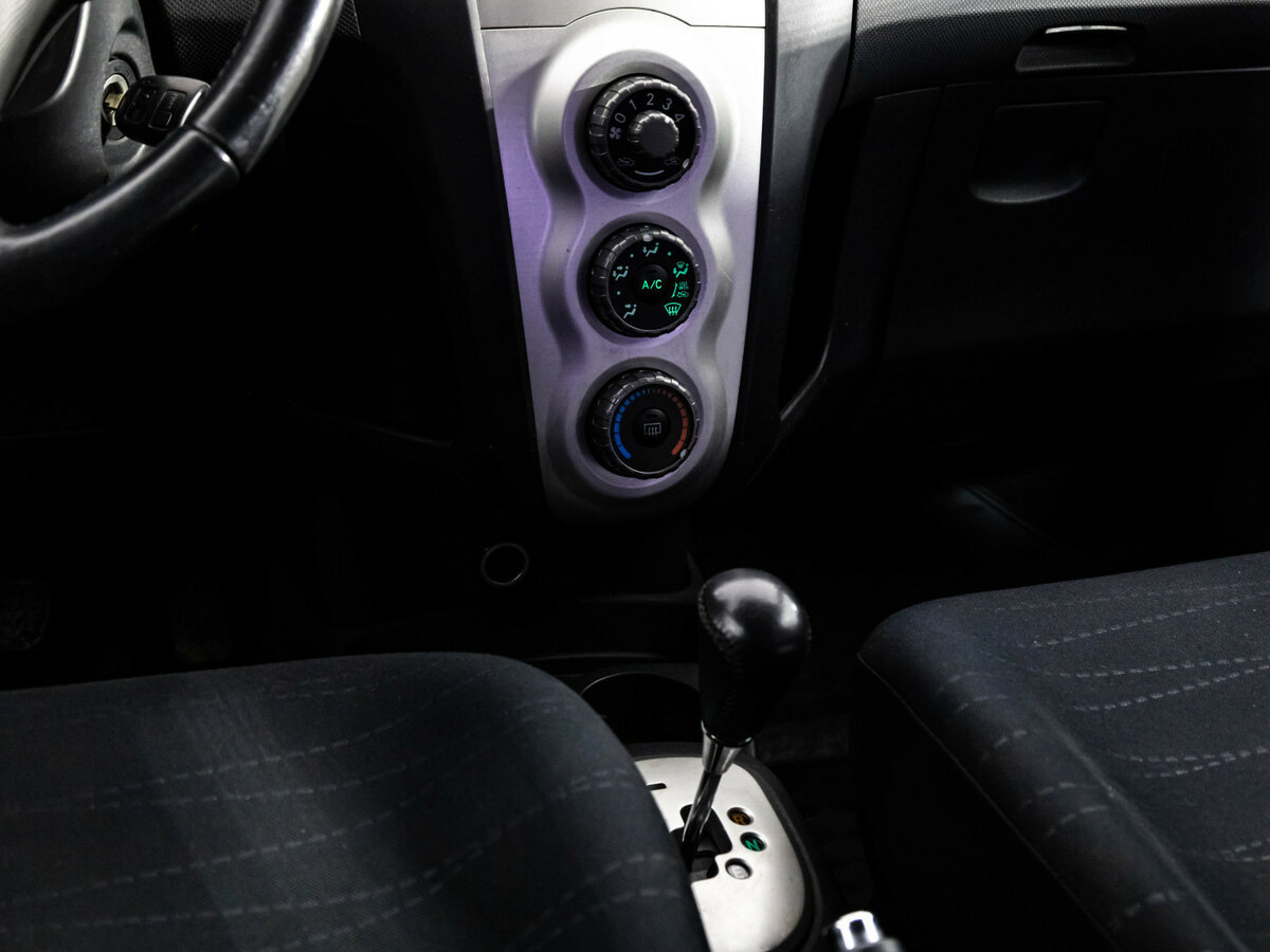 Toyota Yaris 2007 года с пробегом. Фото: #10