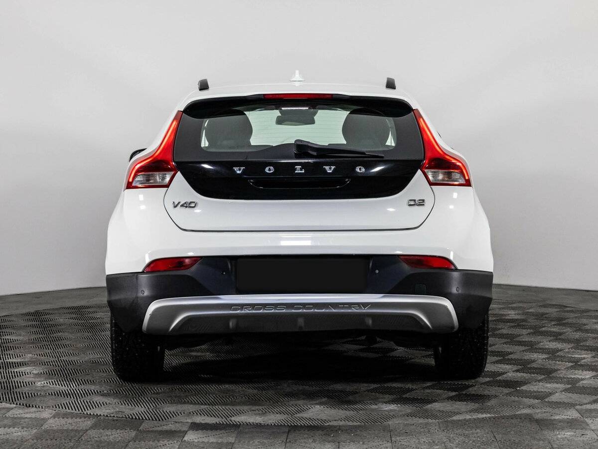 Volvo V40 Cross Country 2013 года с пробегом. Фото: #4