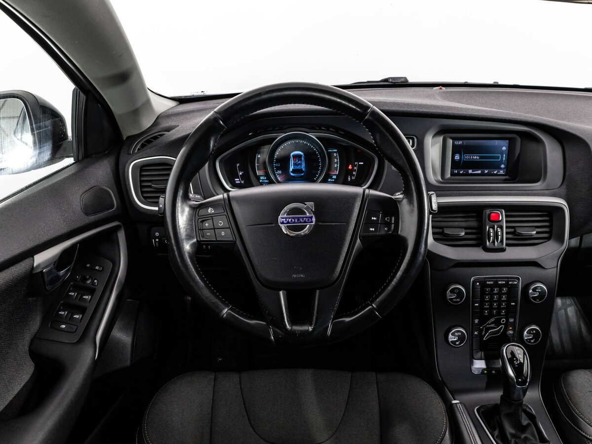 Volvo V40 Cross Country 2013 года с пробегом. Фото: #8