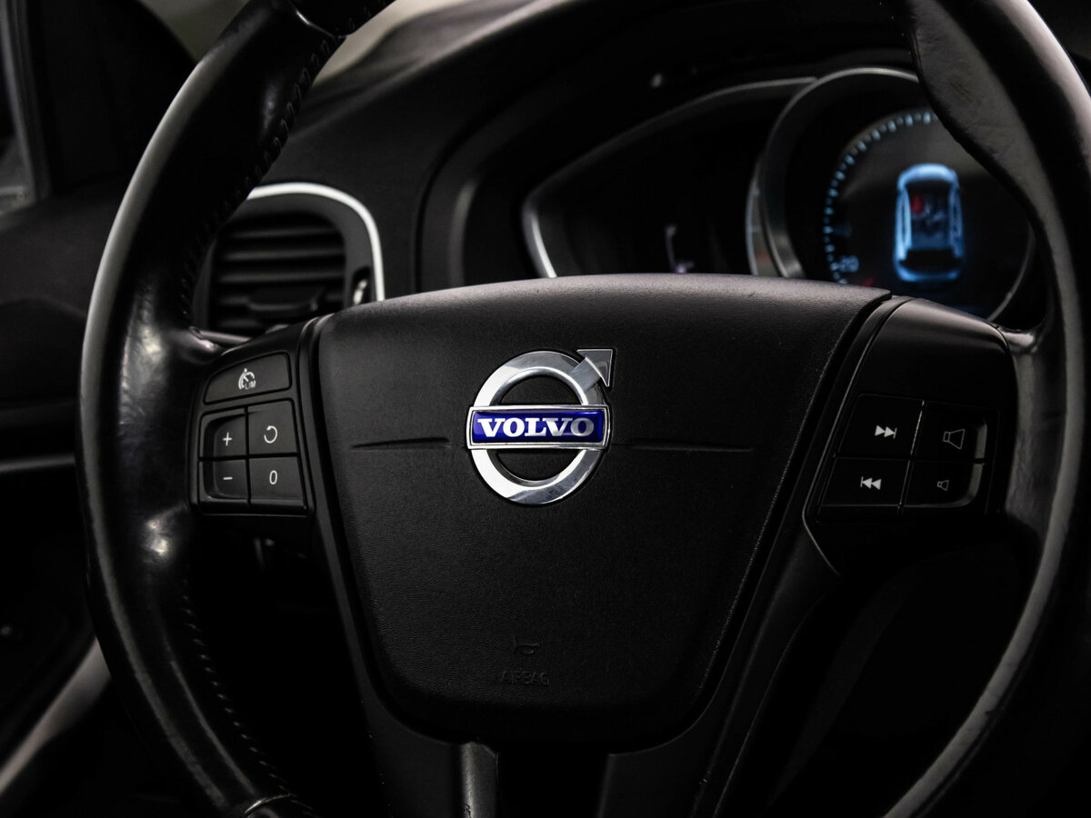 Volvo V40 Cross Country 2013 года с пробегом. Фото: #9