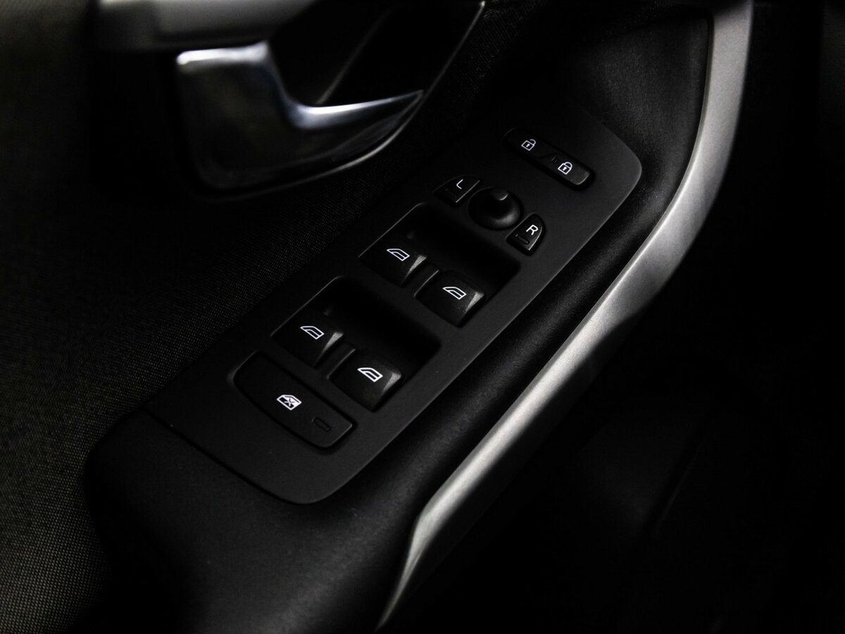 Volvo V40 Cross Country 2013 года с пробегом. Фото: #14