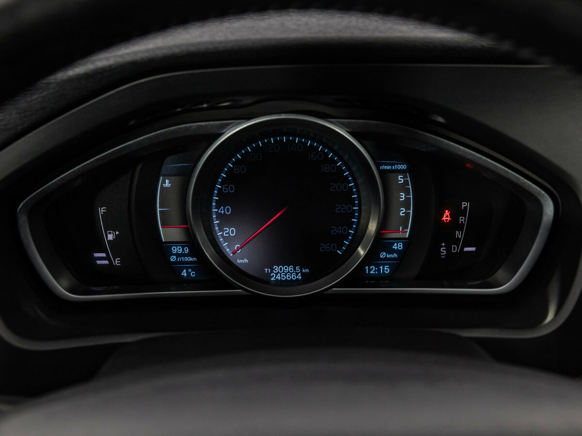 Volvo V40 Cross Country 2013 года с пробегом. Фото: #22