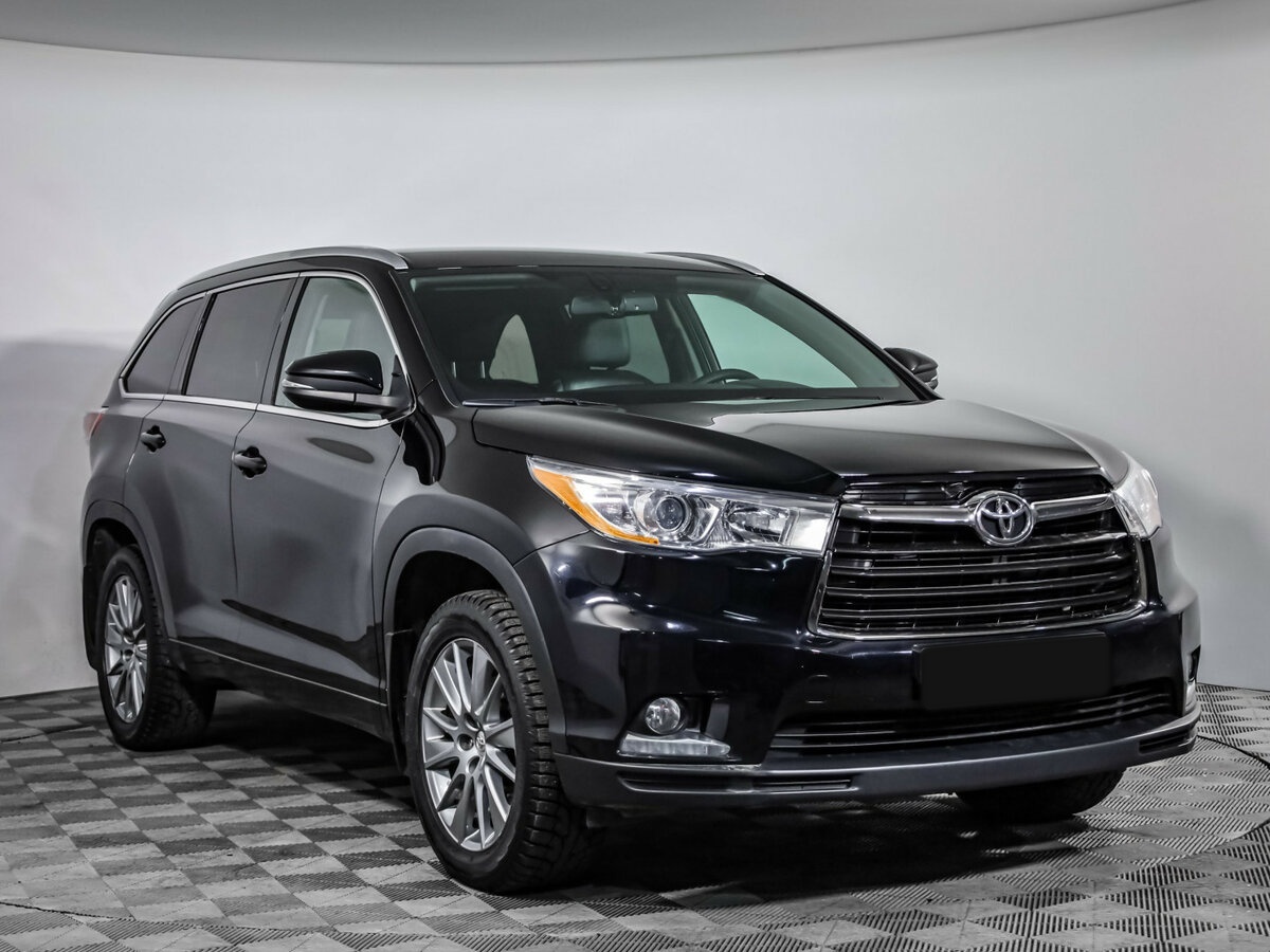 Toyota Highlander 2015 года с пробегом. Фото: #2