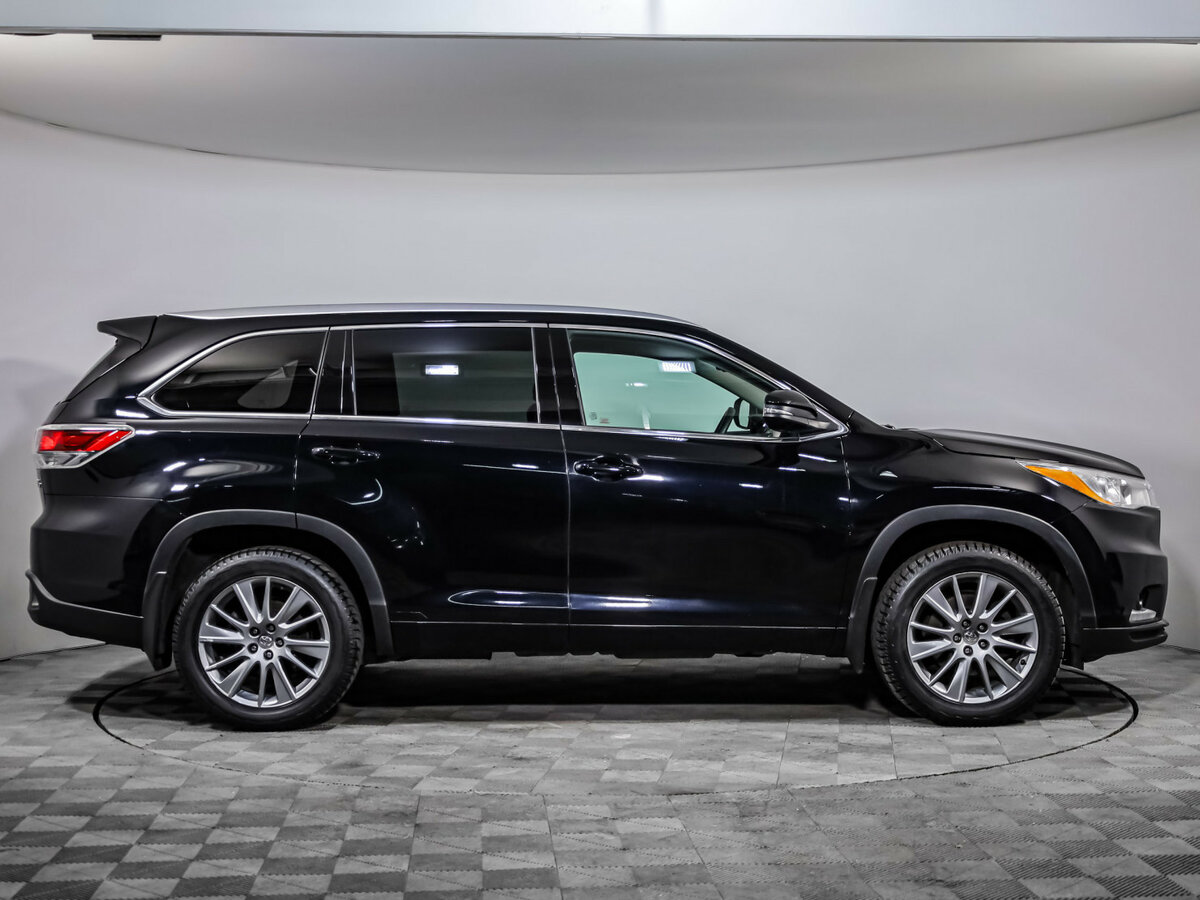 Toyota Highlander 2015 года с пробегом. Фото: #3