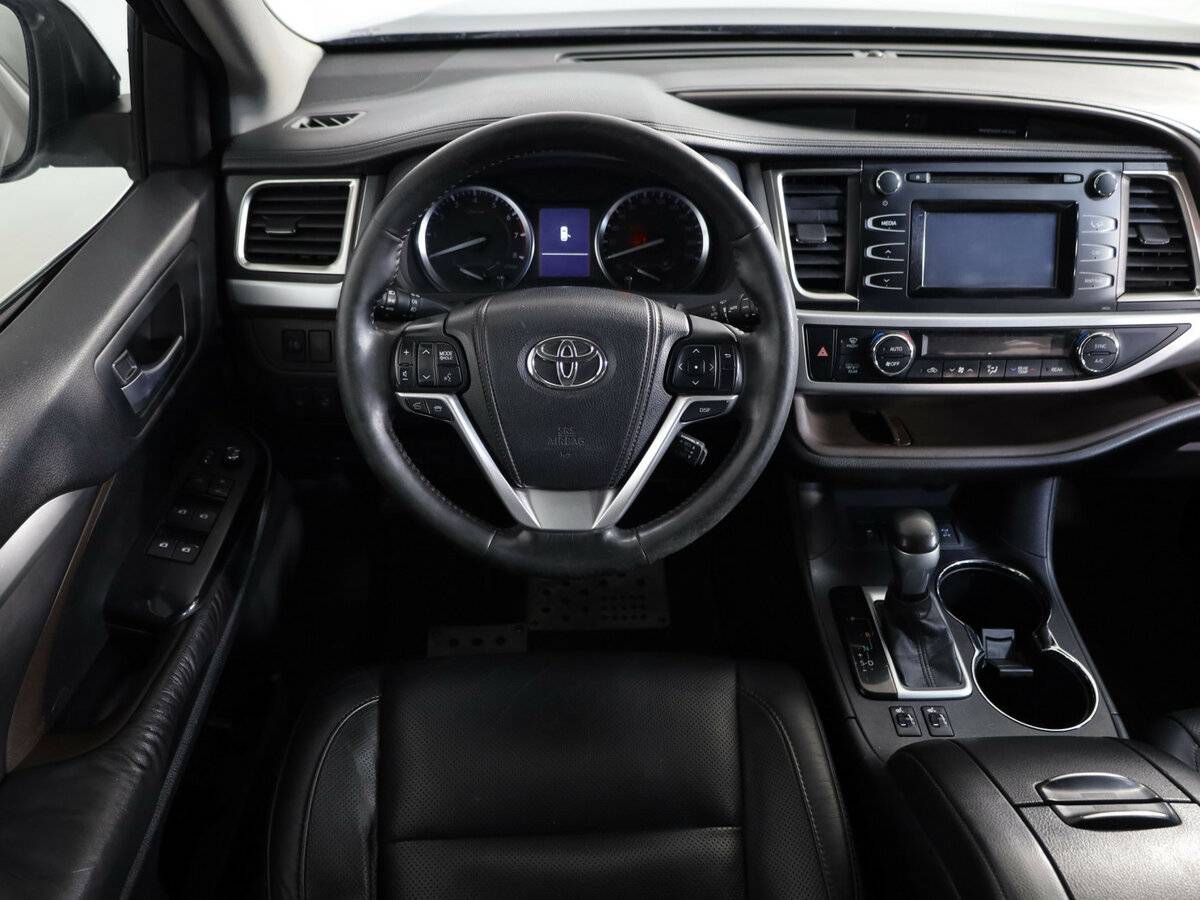 Toyota Highlander 2015 года с пробегом. Фото: #9