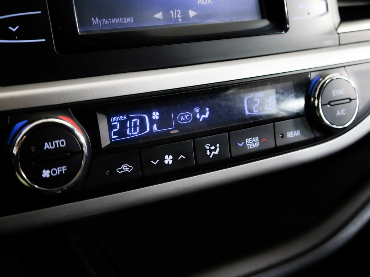 Toyota Highlander 2015 года с пробегом. Фото: #18