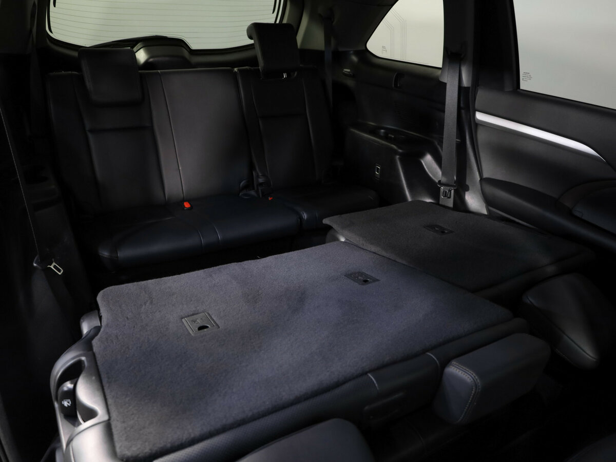 Toyota Highlander 2015 года с пробегом. Фото: #27