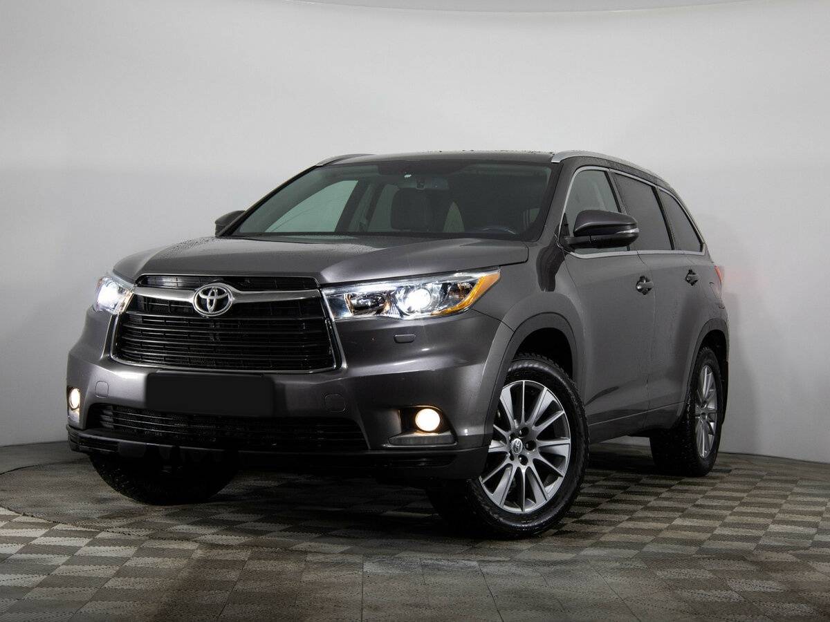 Toyota Highlander 2015 года с пробегом. Фото: #1