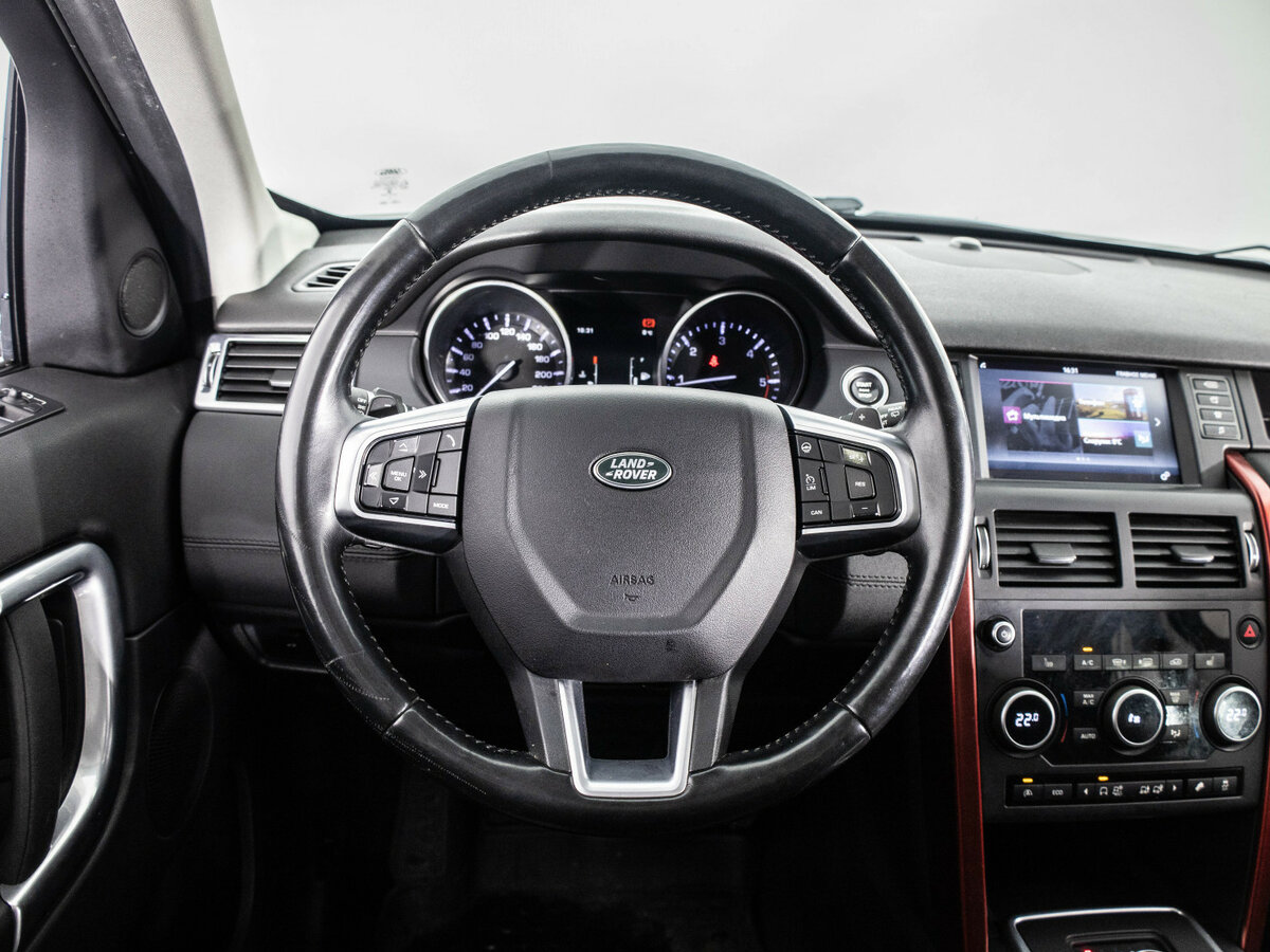 Land Rover Discovery Sport 2016 года с пробегом. Фото: #10